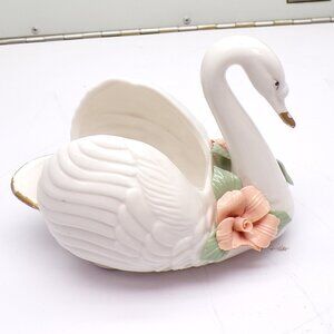 K's Collection Porcelain Swan Planter